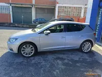 Usado Seat Leon XCELLENCE 150 CV (110 kW) 2019 Gris / plata Berlina