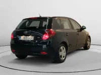 Usado Kia Ceed Active 116 CV (85 kW) 2008 Negro Utilitario