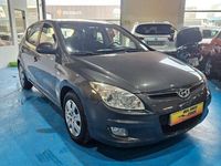 Usado Hyundai i30 Classic 109 CV (80 kW) 2008 Gris / plata Utilitario