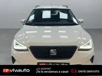 Usado Seat Arona Style Plus 110 CV (80 kW) 2022 Blanco SUV