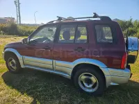 Usado Suzuki Grand Vitara 87 CV (63 kW) 1999 Granate SUV
