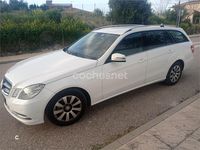 Usado Mercedes E220 170 CV (125 kW) 2012 Blanco Familiar