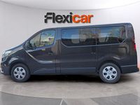 Usado Renault Trafic 110 CV (80 kW) 2023 Negro Monovolumen