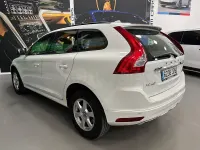 Usado Volvo XC60 Momentum 190 CV (139 kW) 2017 Blanco SUV