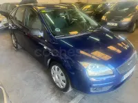 Usado Ford Focus Trend 115 HP (84 kW) 2007 Azul Sedan
