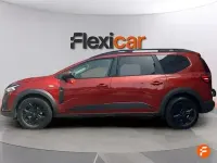 Usado Dacia Jogger Expression 110 CV (80 kW) 2023 Rojo Monovolumen