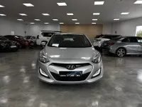 Usado Hyundai i30 100 CV (73 kW) 2012 Gris / plata Berlina