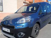 Usado Peugeot Partner Tepee Active 92 CV (67 kW) 2013 Azul Monovolumen