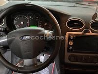 Usado Ford Focus Sport 115 CV (84 kW) 2006 Negro Berlina