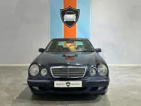 Usado Mercedes E280 Elegance 204 CV (150 kW) 1999 Azul Berlina