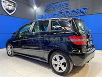 Usado Mercedes B200 136 CV (100 kW) 2012 Negro Monovolumen