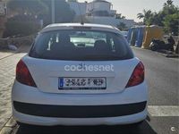 Usado Peugeot 207 70 CV (51 kW) 2007 Blanco Berlina