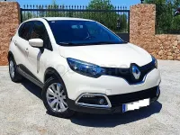 Usado Renault Captur Intens 90 CV (66 kW) 2014 Beige SUV