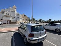 Usado VW Golf IV 100 CV (73 kW) 2002 Gris / plata Berlina