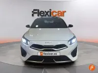 Usado Kia ProCeed GT-Line 120 CV (88 kW) 2022 Blanco Familiar
