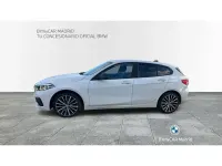 Begagnad BMW 118 Advantage 140 HK (102 kW) 2020 Vit Halvkombi