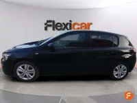 Usado Peugeot 308 Style 131 CV (96 kW) 2020 Negro Berlina
