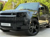 Usado Land Rover Defender SE 249 CV (183 kW) 2025 Negro SUV