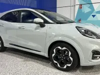 Usado Ford Puma ST-Line X 125 CV (91 kW) 2025 Gris cactus SUV