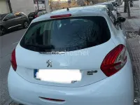 Usado Peugeot 208 Active 92 CV (67 kW) 2013 Blanco Utilitario