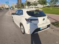 Usado Toyota Corolla Active 122 CV (89 kW) 2020 Blanco Berlina