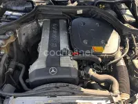Usado Mercedes E300 231 CV (169 kW) 1992 Negro Berlina