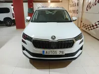 Usado Skoda Karoq Ambition 150 CV (110 kW) 2022 Blanco SUV