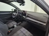 Nuevo VW Golf VIII GTE 272 CV (200 kW) 2026 Gris / plata Berlina
