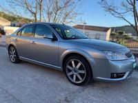 Usado Ford Mondeo Titanium 155 CV (114 kW) 2006 Gris Berlina