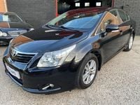 Usado Toyota Avensis Sol 129 CV (94 kW) 2010 Negro Berlina