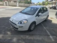Usado Fiat Punto Lounge 69 CV (50 kW) 2014 Blanco Utilitario