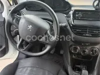 Usado Peugeot 208 Active 68 CV (50 kW) 2014 Blanco Utilitario