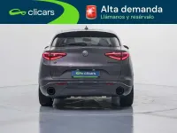 Usado Alfa Romeo Stelvio Veloce 209 CV (153 kW) 2020 Blanco SUV