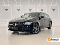 Usado Mercedes CLA250e Shooting Brake 218 CV (160 kW) 2022 Negro Familiar