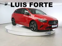 Usado Mercedes B200 150 CV (110 kW) 2019 Rojo Utilitario