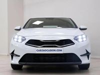 Używany Kia Ceed 100 KM (73 kW) 2025 Otro Hatchback
