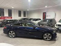 Usado Mercedes E220 194 CV (142 kW) 2019 Azul Coupe