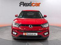 Usado Ssangyong (KGM) Tivoli Limited 129 CV (94 kW) 2017 Rojo SUV