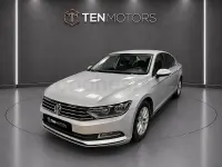 Usado VW Passat Edition 150 CV (110 kW) 2018 Gris / plata Berlina