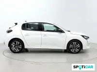 Usado Peugeot 208 Allure 100 CV (73 kW) 2023 Blanco Utilitario