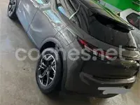 Usado DS Automobiles DS3 Crossback Connected Chic 131 CV (96 kW) 2021 Gris / plata SUV