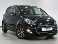 Usado Hyundai ix20 90 CV (66 kW) 2016 Negro Utilitario