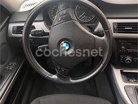 Usado BMW 318 129 CV (94 kW) 2007 Gris / plata Berlina
