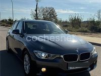 Usado BMW 320 Efficient Dynamics 163 CV (119 kW) 2015 Gris / plata Berlina