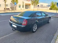 Usado Chrysler 300C Touring 218 CV (160 kW) 2006 Negro Familiar