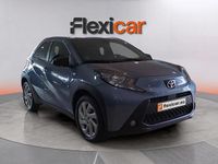 Usado Toyota Aygo X Play 72 CV (52 kW) 2024 Azul SUV