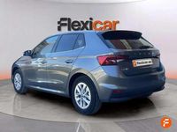 Usado Skoda Fabia Selection 80 CV (58 kW) 2025 Gris Utilitario