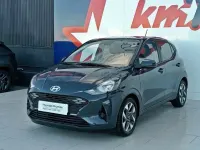 Usado Hyundai i10 67 CV (49 kW) 2023 Gris / plata Utilitario