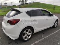 Usado Opel Astra Sport 125 CV (91 kW) 2011 Blanco Berlina
