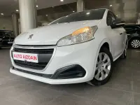 Usado Peugeot 208 Business-Line 75 CV (55 kW) 2016 Blanco Utilitario